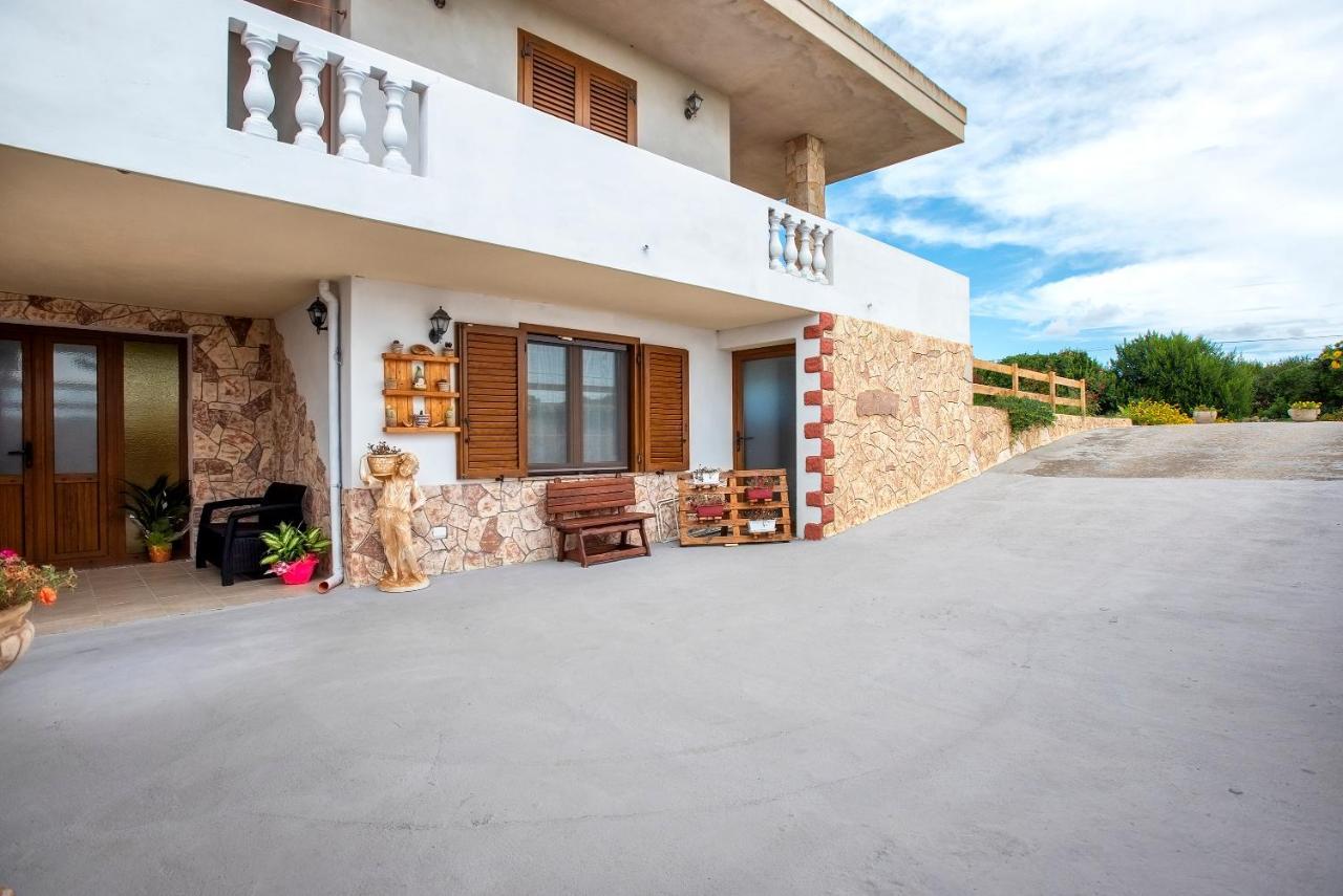 Apartmán Da Mario & Marianna Campanedda Exteriér fotografie