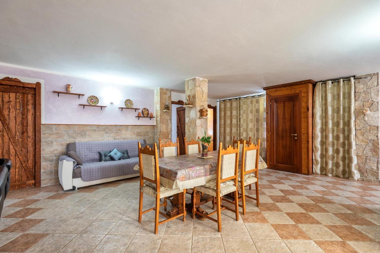 Apartmán Da Mario & Marianna Campanedda Exteriér fotografie